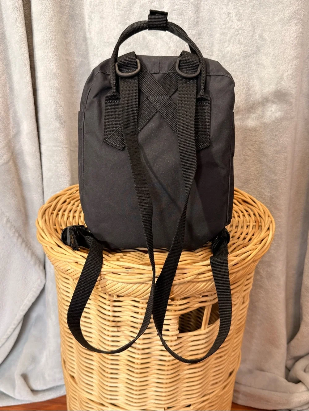 Fjallraven Kanken Mini Backpack in Black with Red Logo
